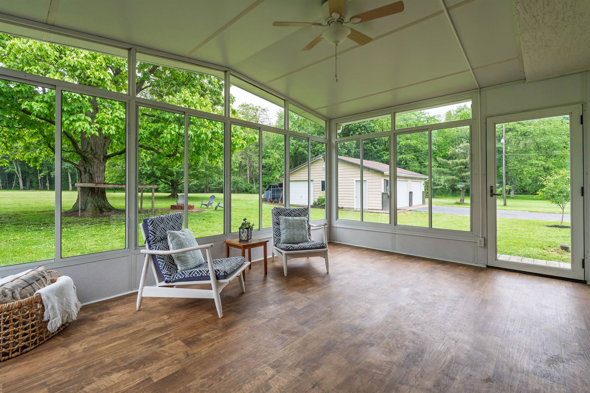 8036 Smoke Rd SW, Pataskala, OH 43062