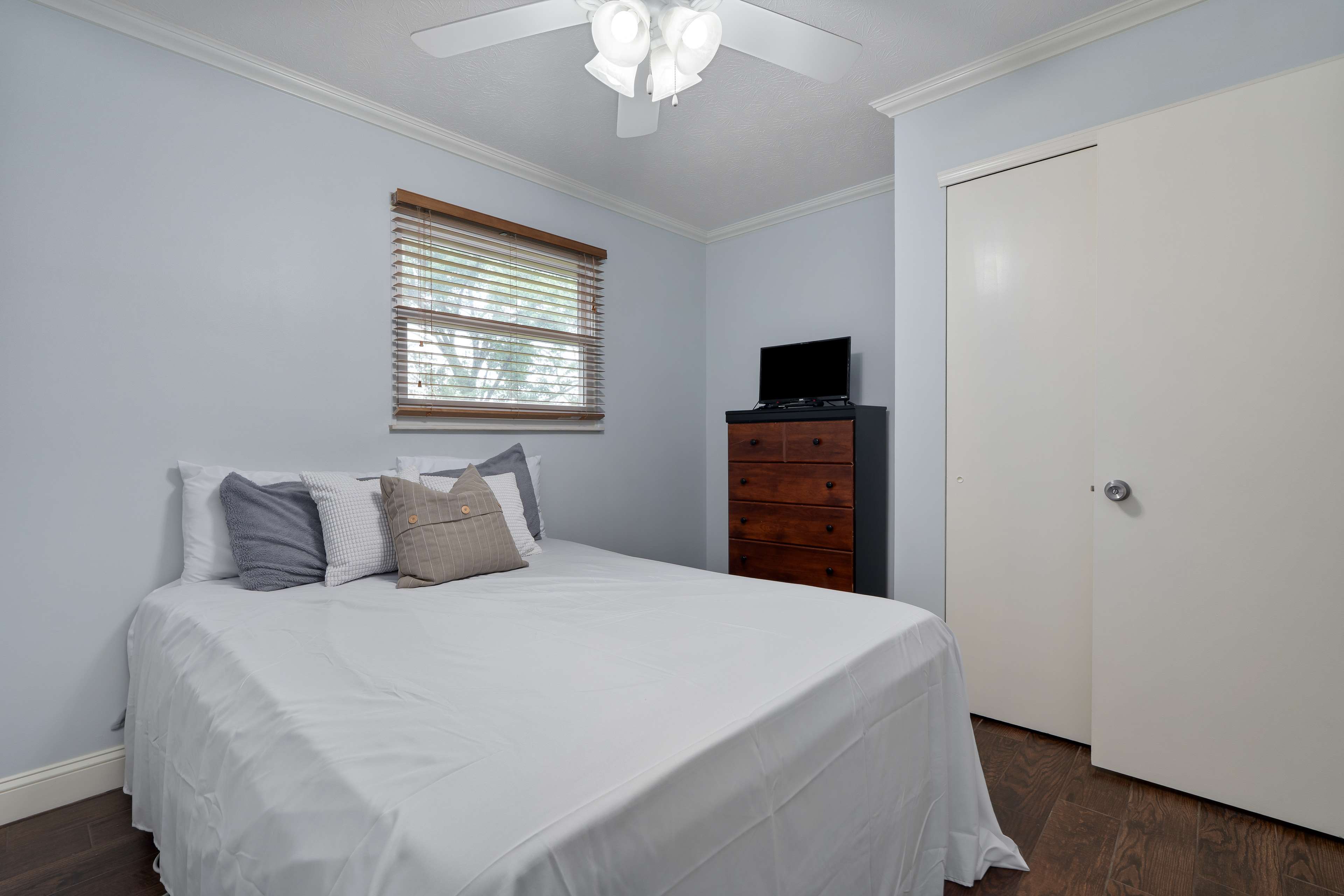 8036 Smoke Rd SW, Pataskala, OH 43062