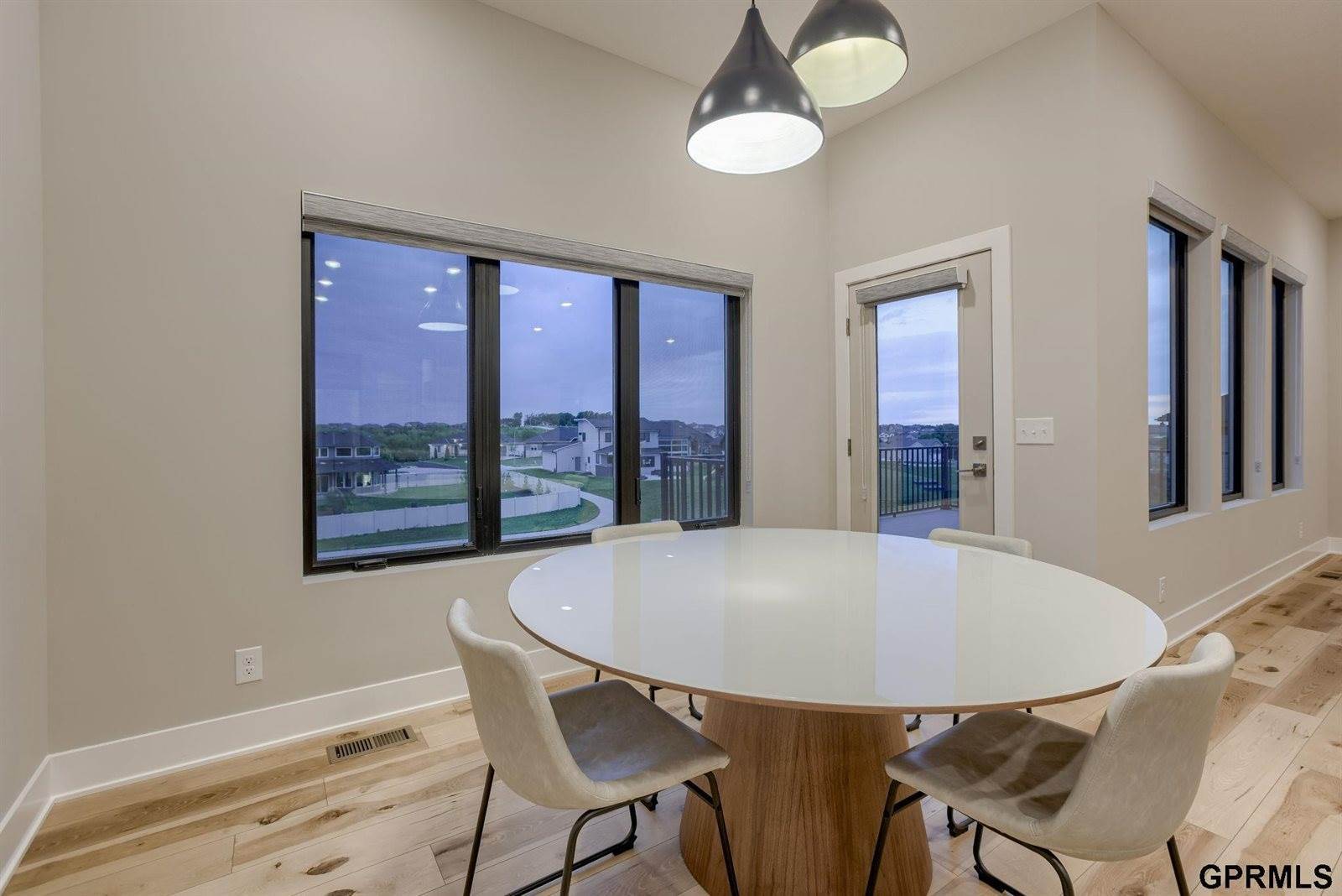 10014 South 180 Avenue Circle, Omaha, NE 68136