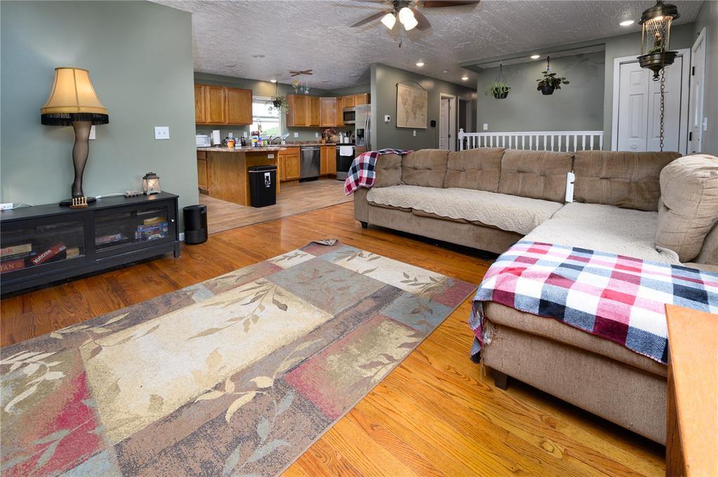 20726 Highway 28, Dixon, MO 65459