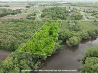 4.10 Acres EDGEWATER ESTATES, Stratford, WI 54484