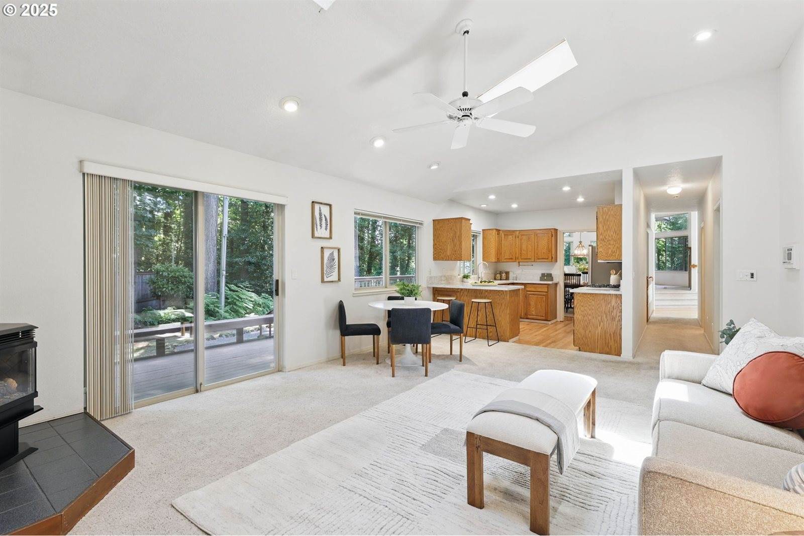 12028 SW Lesser Rd, Portland, OR 97219