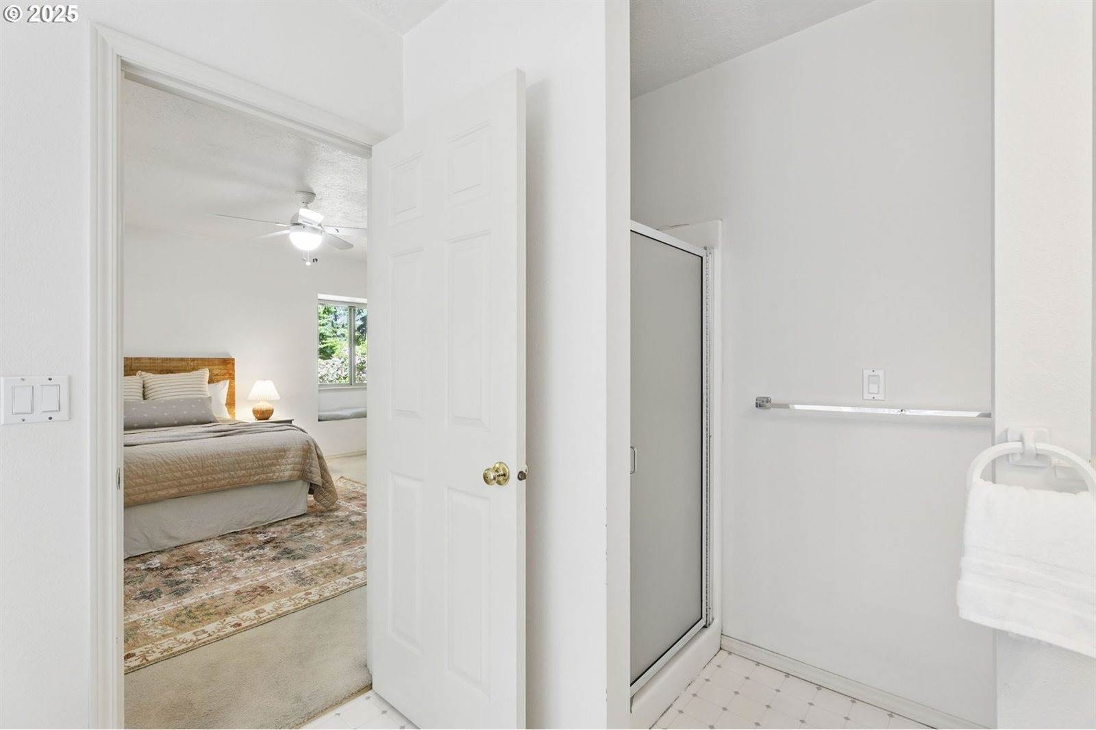 12028 SW Lesser Rd, Portland, OR 97219