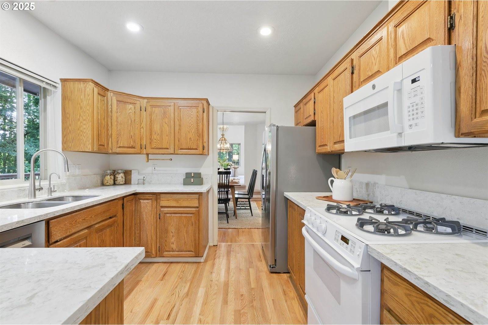 12028 SW Lesser Rd, Portland, OR 97219