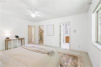 12028 SW Lesser Rd, Portland, OR 97219