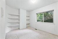 12028 SW Lesser Rd, Portland, OR 97219