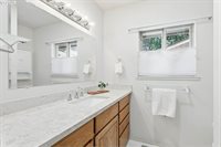 12028 SW Lesser Rd, Portland, OR 97219