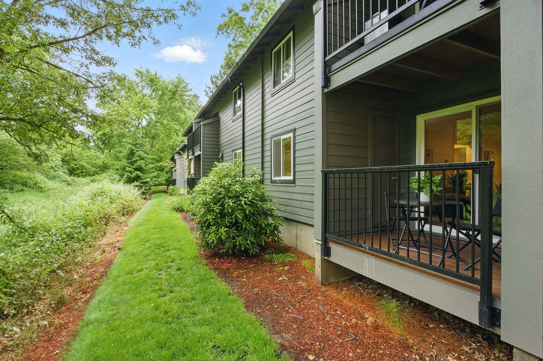 12620 NW Barnes Rd #4, Portland, OR 97229