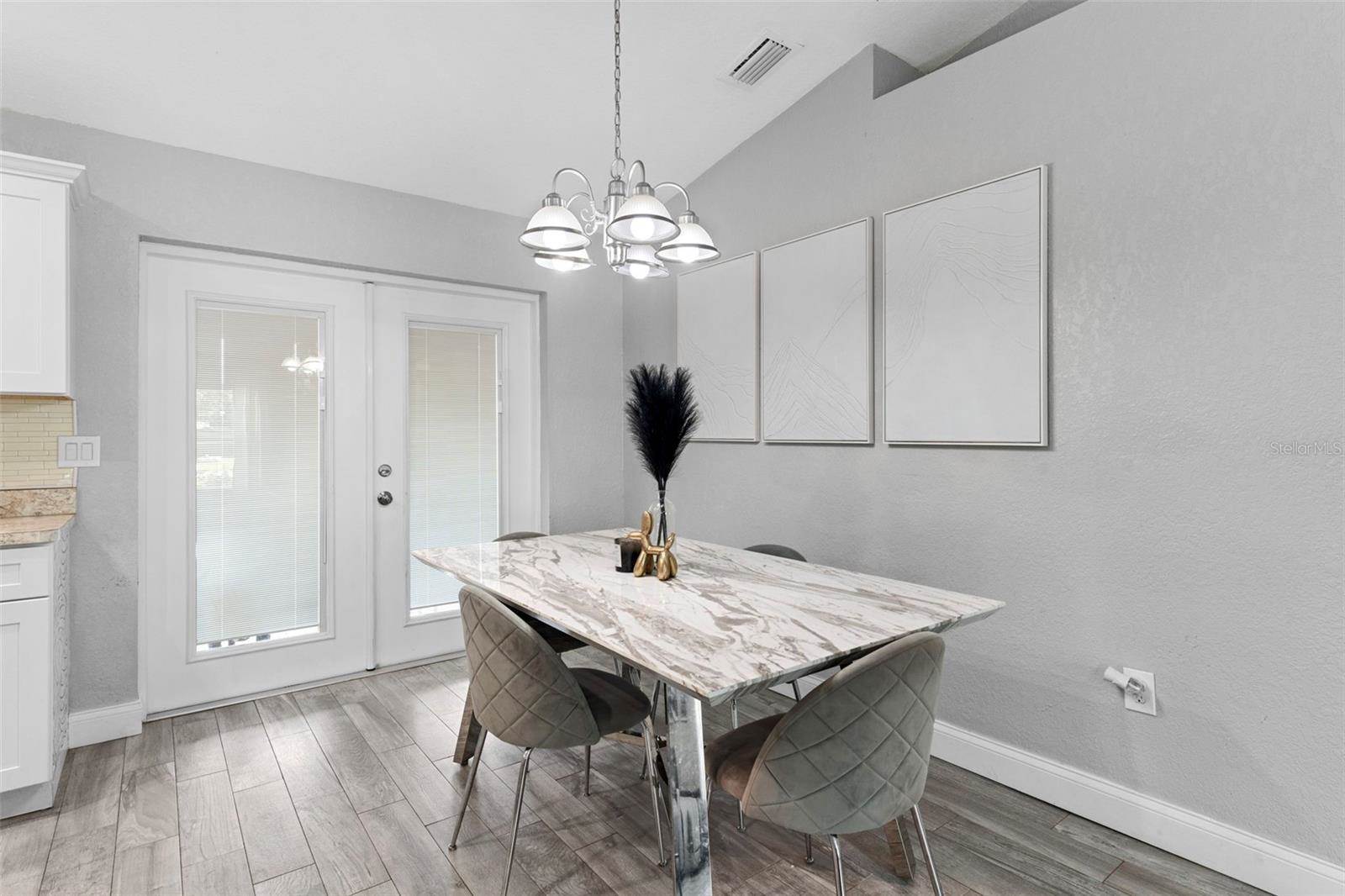 122 Seville Road, Auburndale, FL 33823