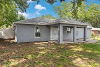122 Seville Road, Auburndale, FL 33823