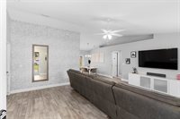 122 Seville Road, Auburndale, FL 33823