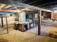 1926 South Main Street, Carthage, MO 64836