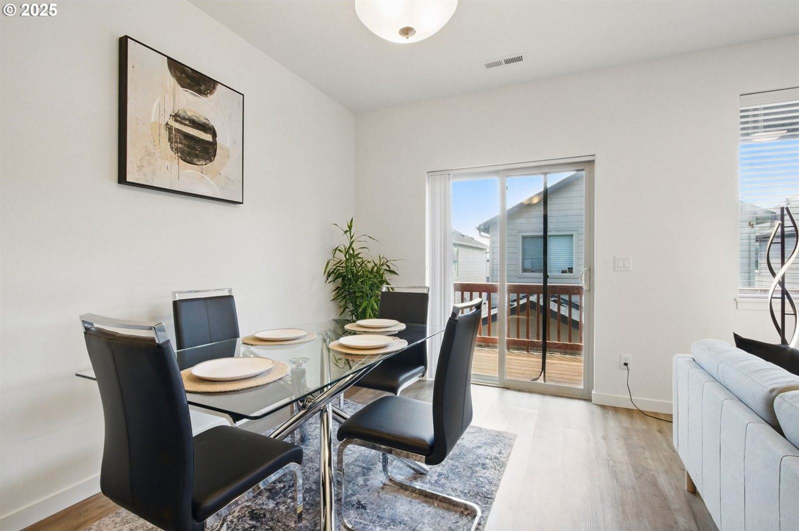 1201 North Auburn Pl, Ridgefield, WA 98642