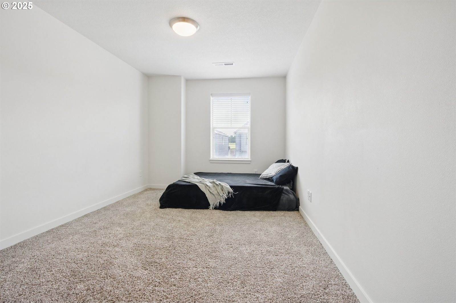 1201 North Auburn Pl, Ridgefield, WA 98642