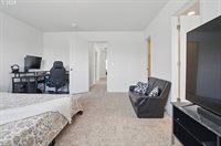 1201 North Auburn Pl, Ridgefield, WA 98642
