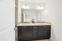 1201 North Auburn Pl, Ridgefield, WA 98642