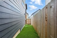 1201 North Auburn Pl, Ridgefield, WA 98642