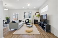 1201 North Auburn Pl, Ridgefield, WA 98642