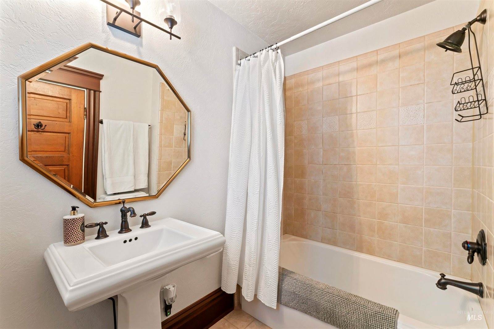 1419 N 13th St, Boise, ID 83702