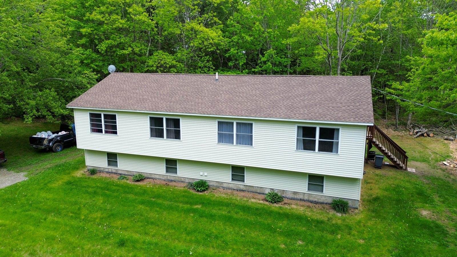 687 Ridge Road, Plymouth, ME 04969