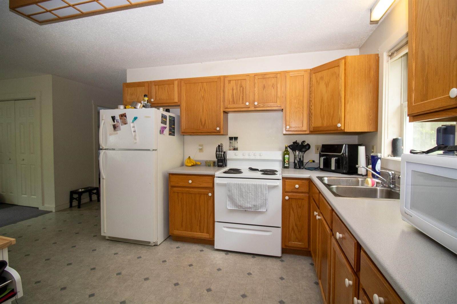 687 Ridge Road, Plymouth, ME 04969