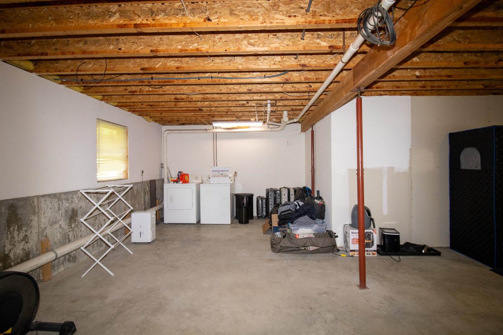 687 Ridge Road, Plymouth, ME 04969