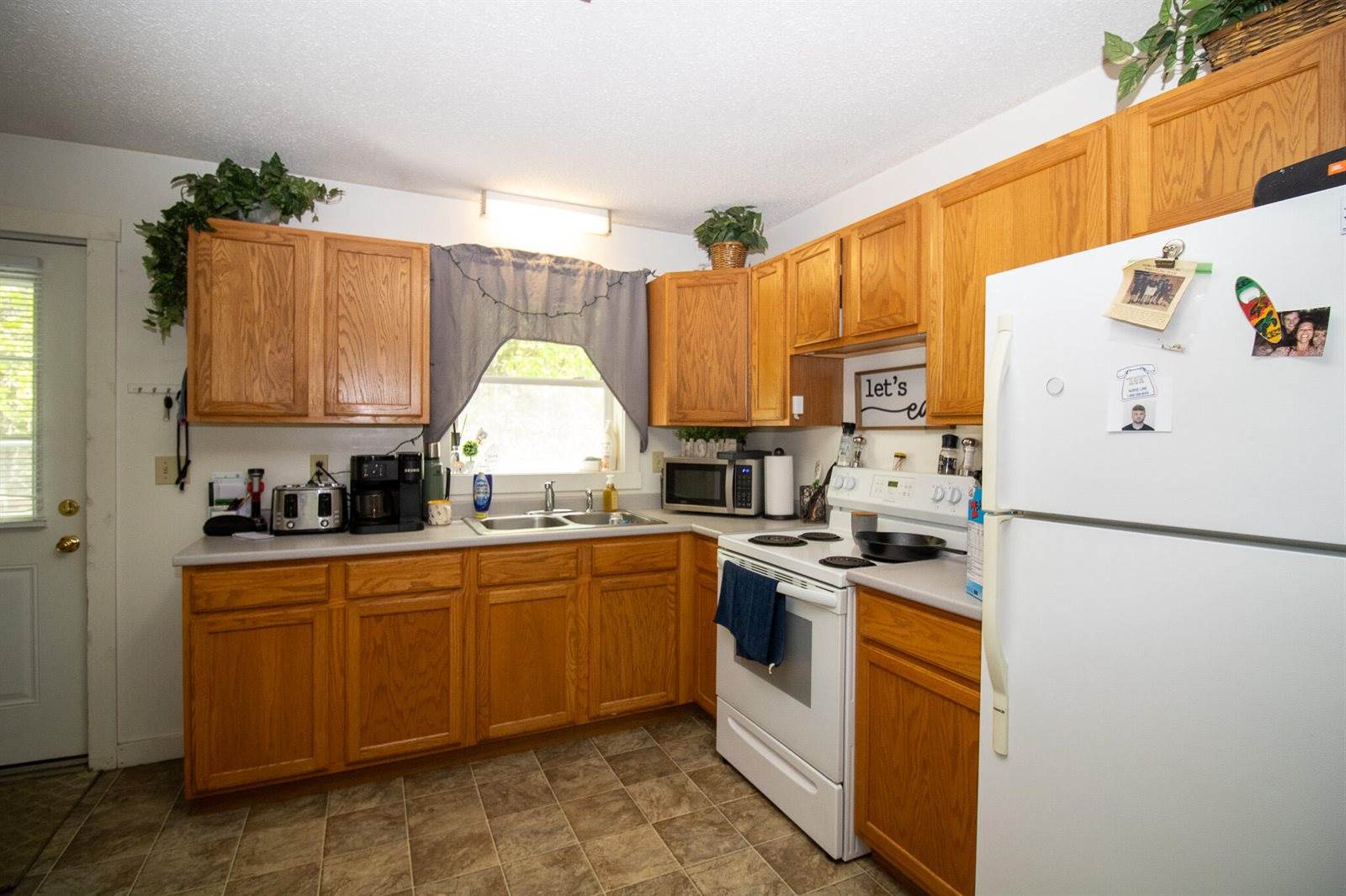 687 Ridge Road, Plymouth, ME 04969