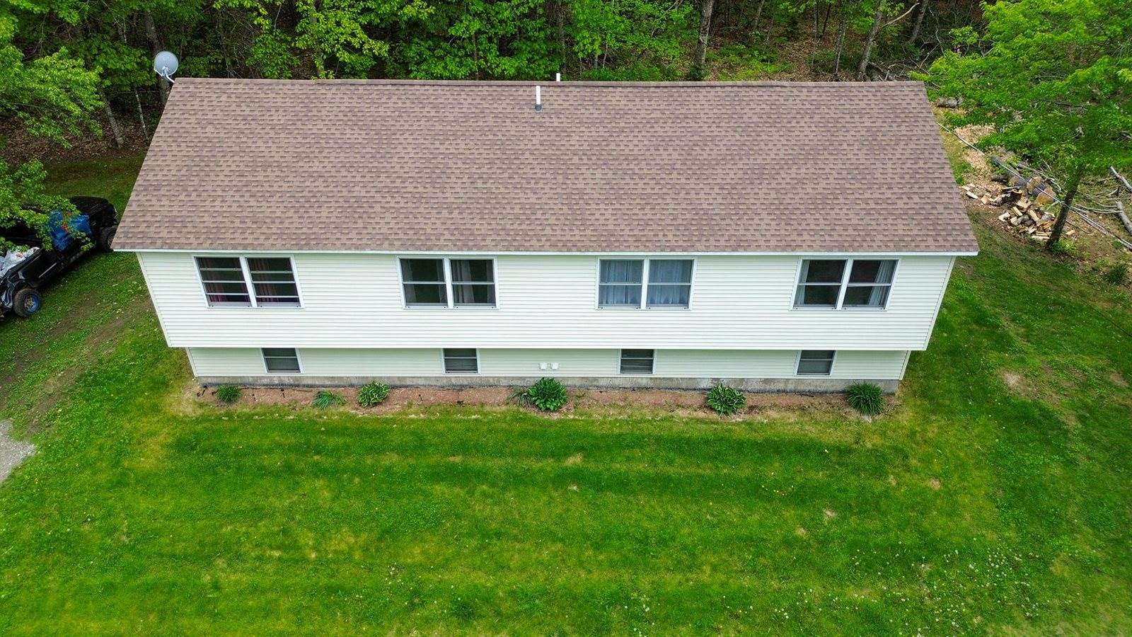 687 Ridge Road, Plymouth, ME 04969