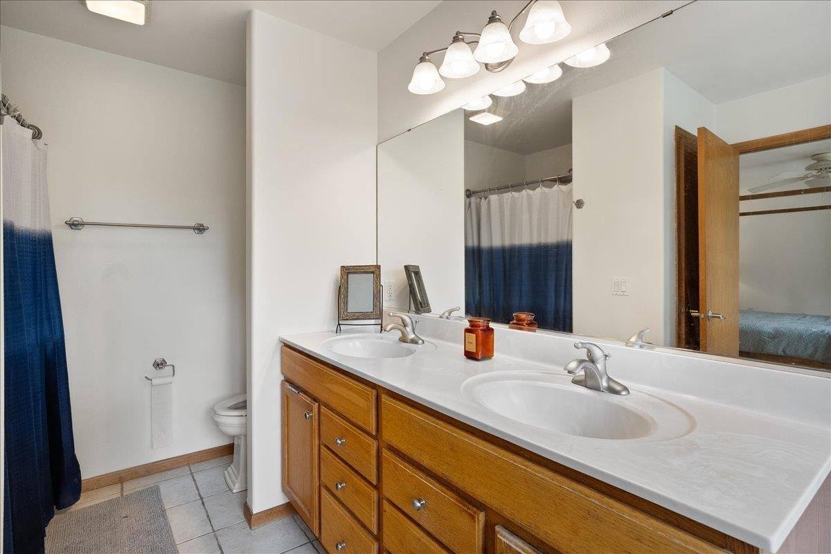 1212 W Jefferson Street, Marshfield, WI 54449