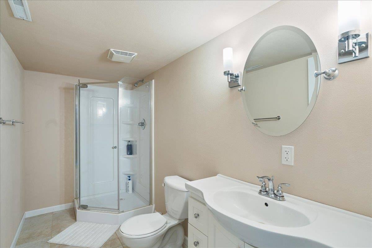 1212 W Jefferson Street, Marshfield, WI 54449