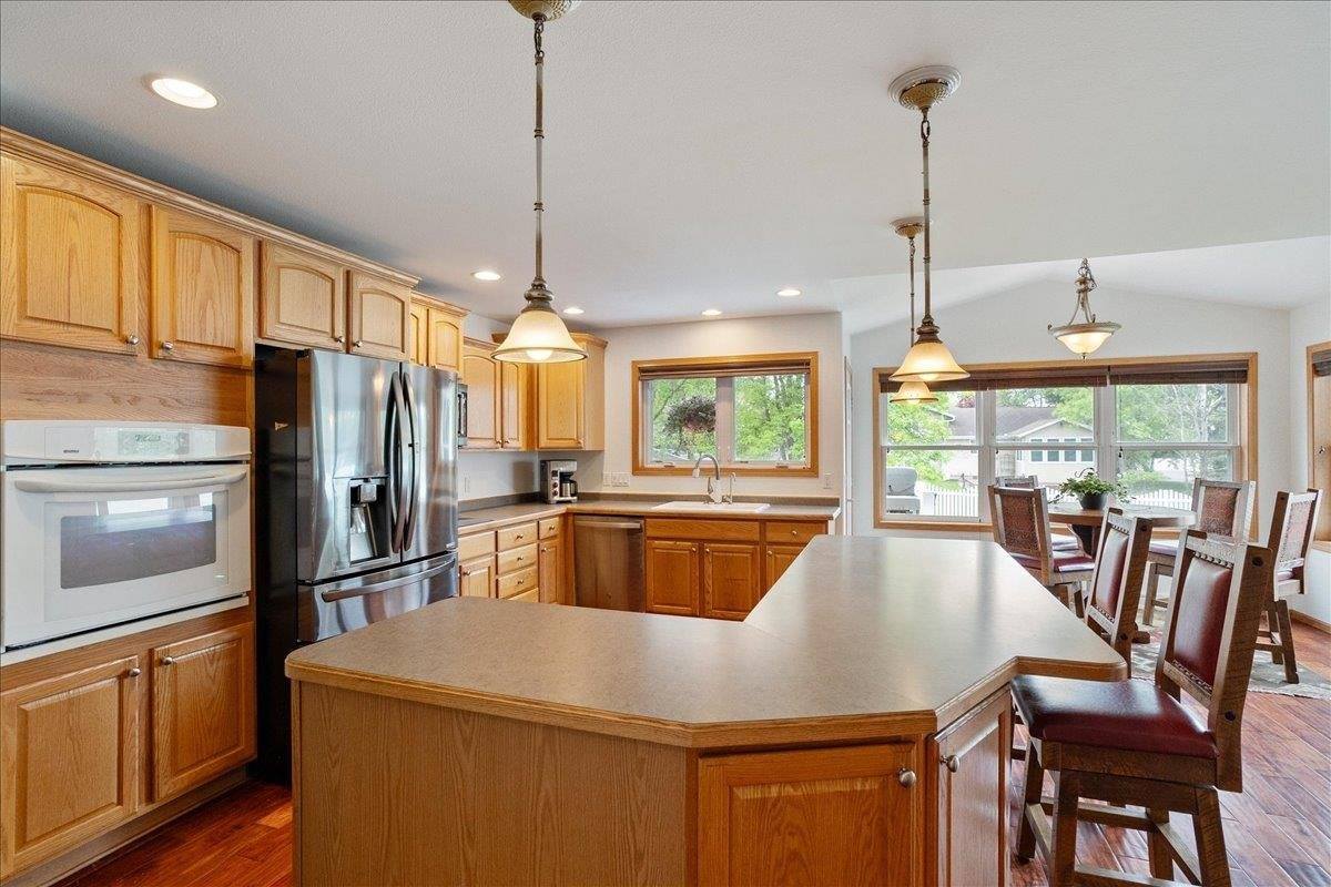 1212 W Jefferson Street, Marshfield, WI 54449