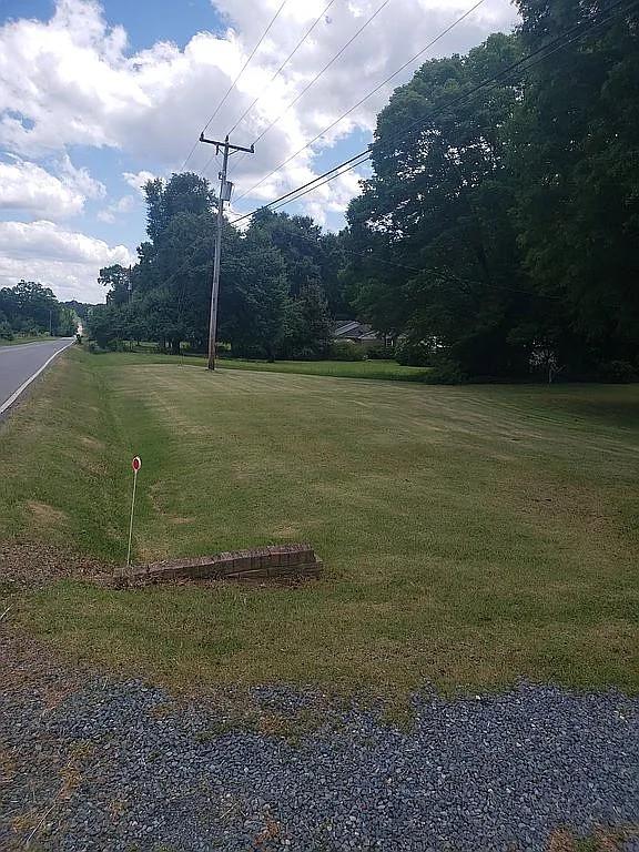 10500 Bethel Church Rd, Midland, NC 28107