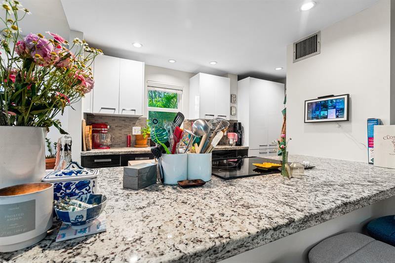 1826 N Dixie Hwy 206, Fort Lauderdale, FL 33305