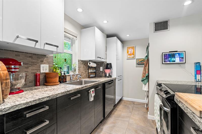 1826 N Dixie Hwy 206, Fort Lauderdale, FL 33305