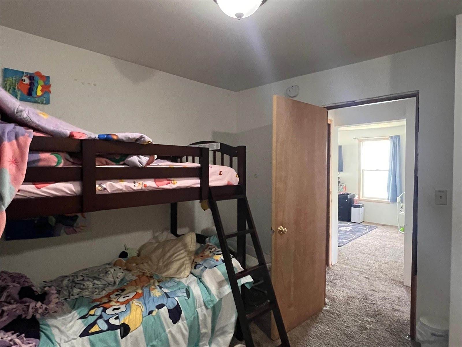 128 Dakota Avenue SE, Staples, MN 56479