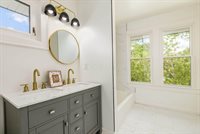 155 Guernsey Avenue, Columbus, OH 43204