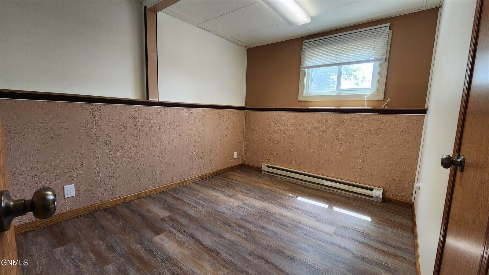 227 Lake Street, Mandan, ND 58554