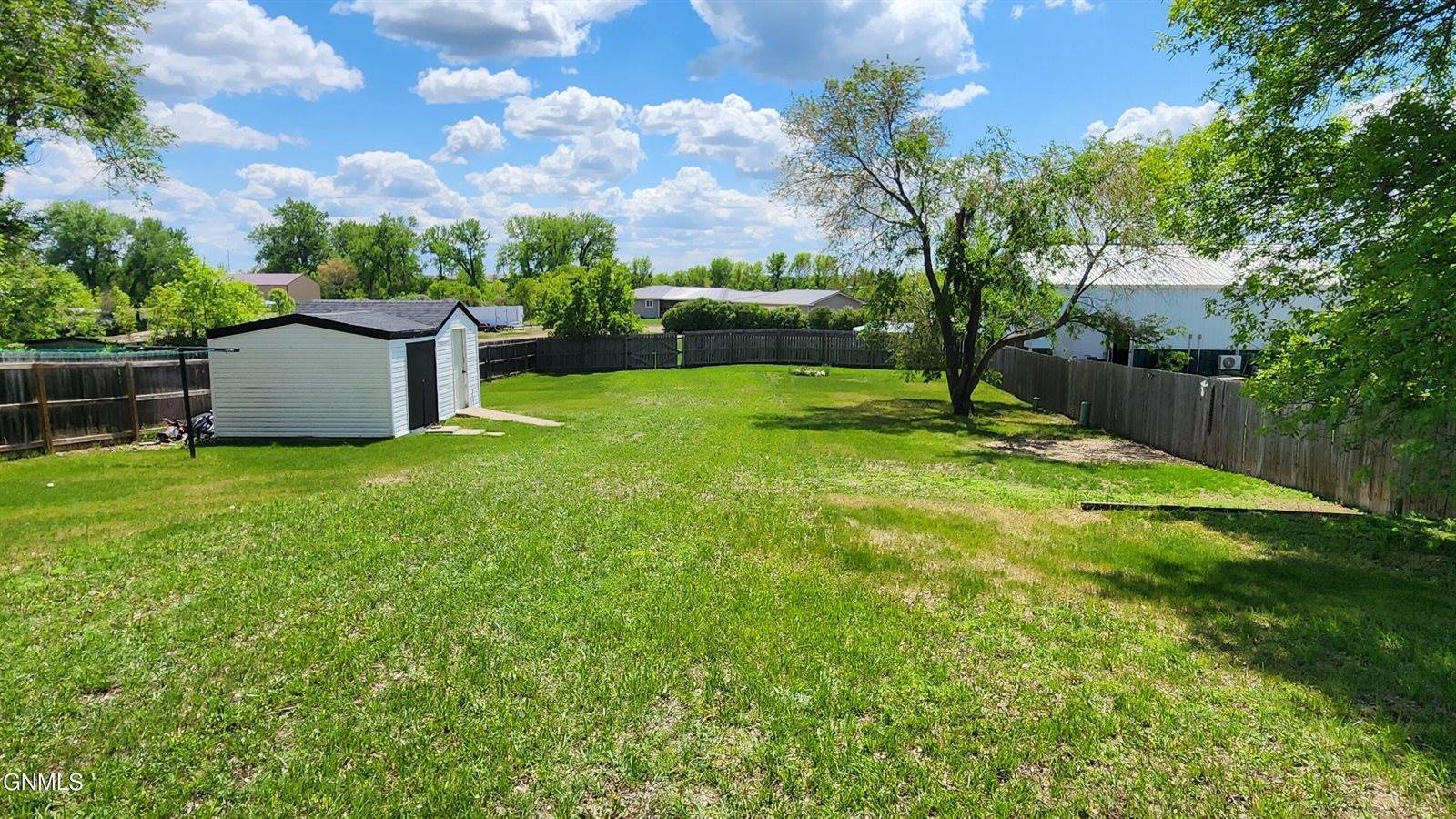 227 Lake Street, Mandan, ND 58554