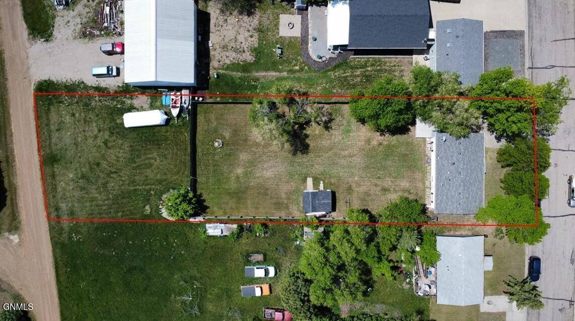 227 Lake Street, Mandan, ND 58554