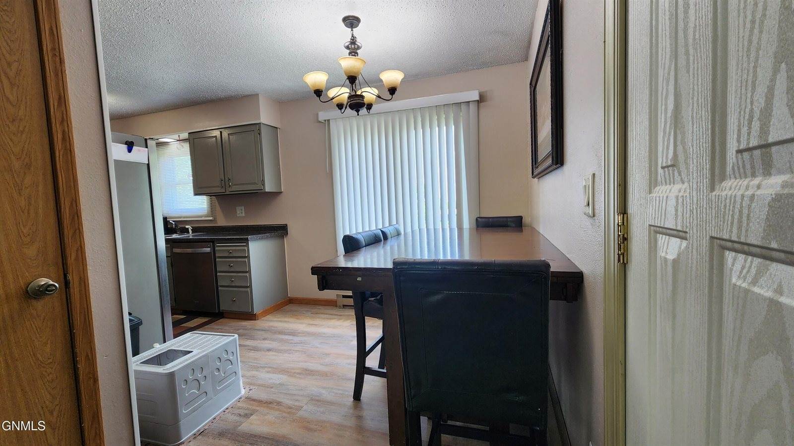 227 Lake Street, Mandan, ND 58554