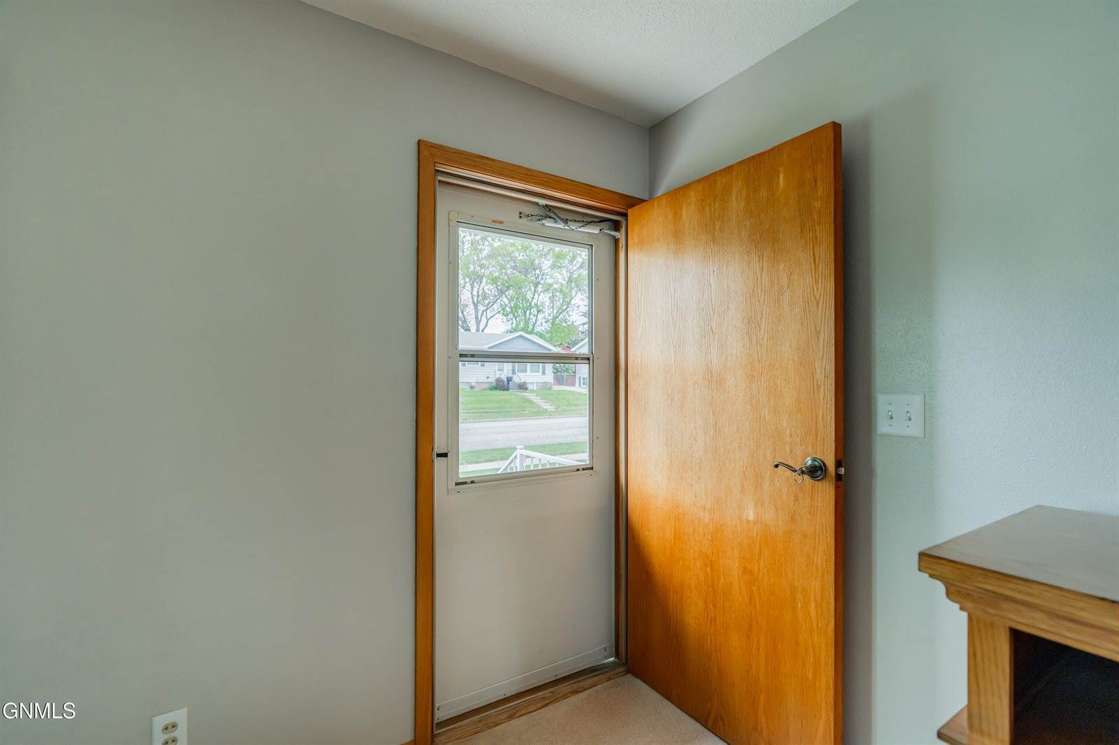 1713 Marian Drive, Bismarck, ND 58501