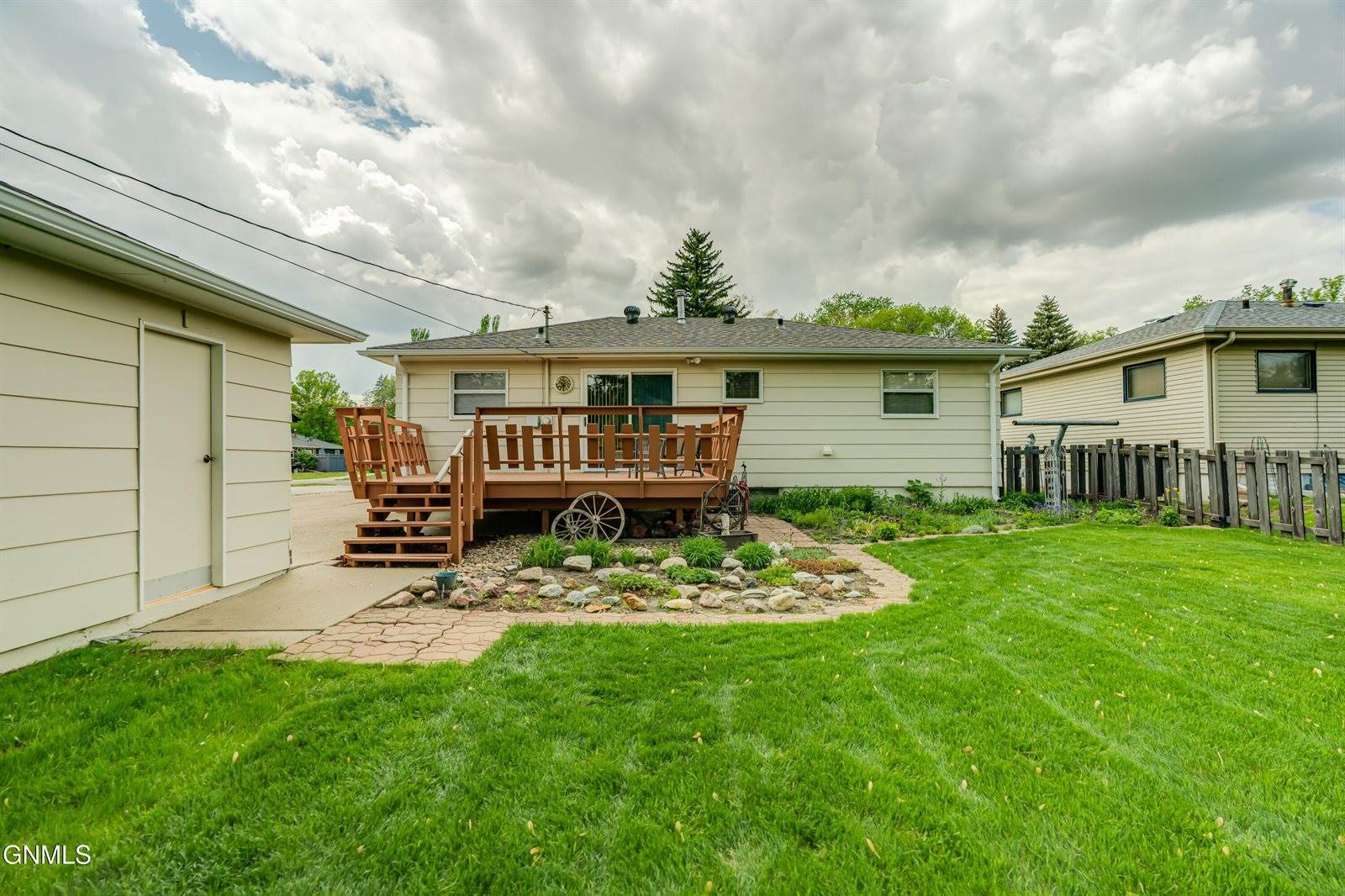 1713 Marian Drive, Bismarck, ND 58501