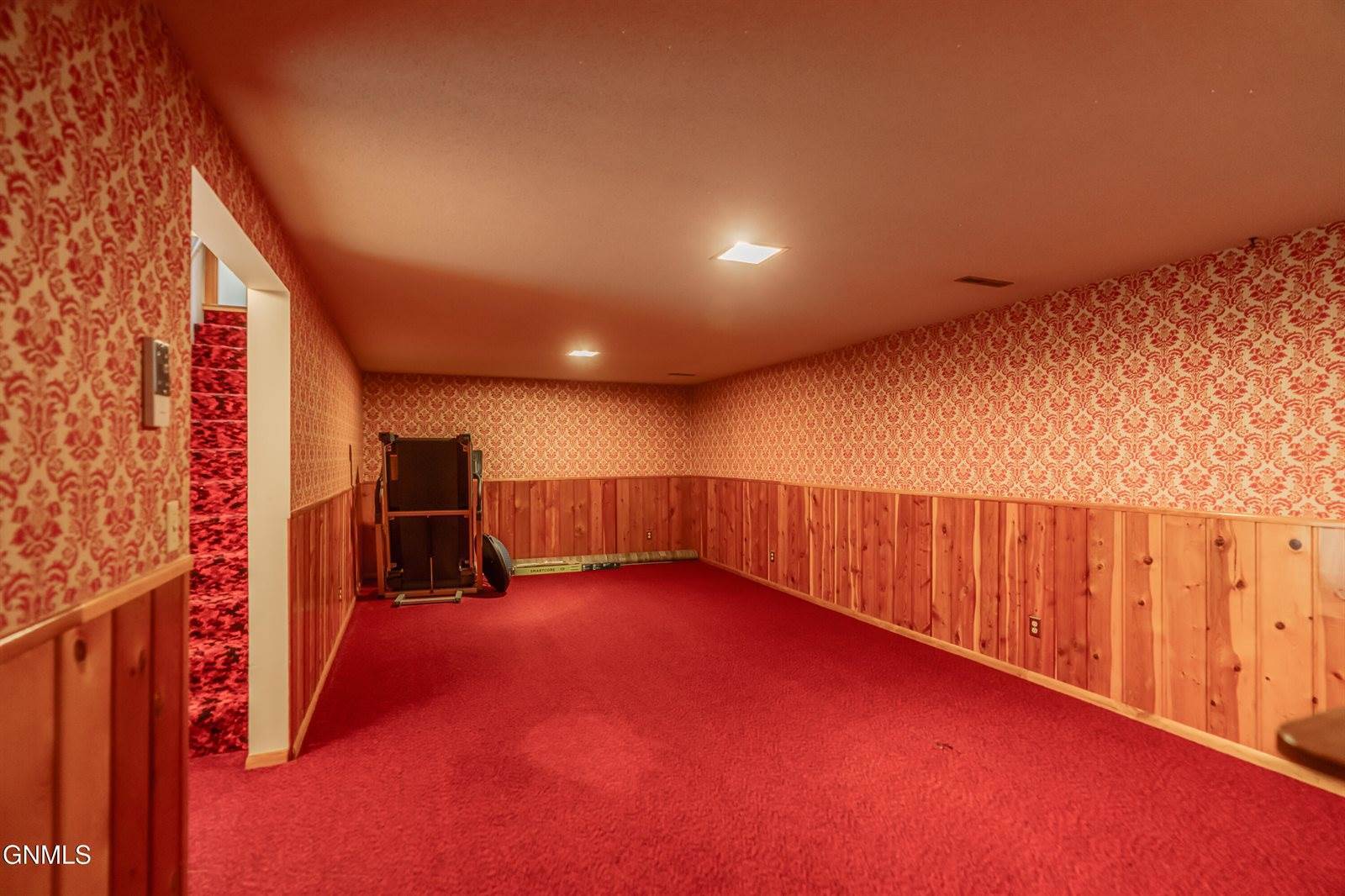 1713 Marian Drive, Bismarck, ND 58501