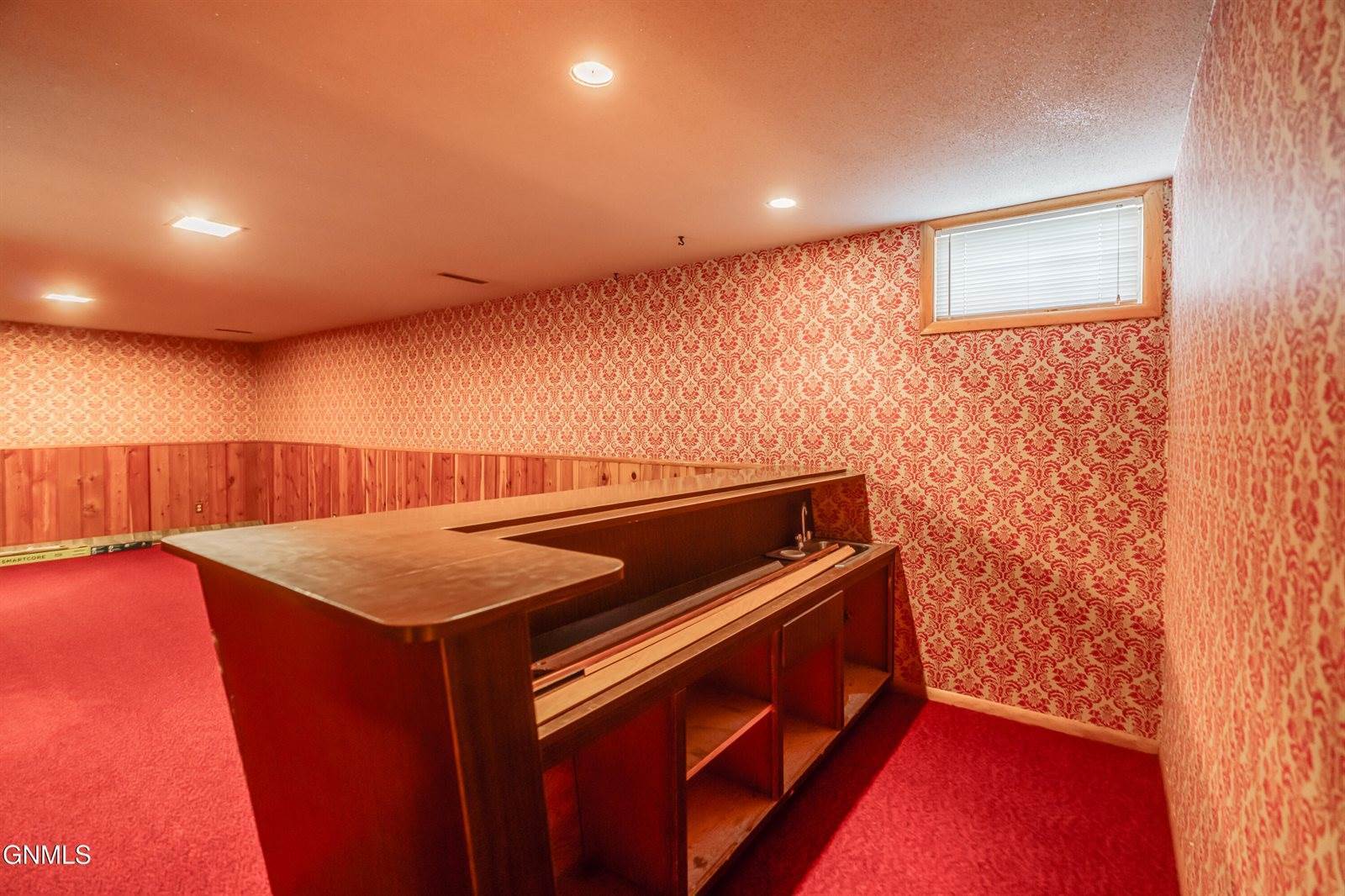 1713 Marian Drive, Bismarck, ND 58501