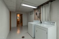 1713 Marian Drive, Bismarck, ND 58501