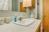 1713 Marian Drive, Bismarck, ND 58501