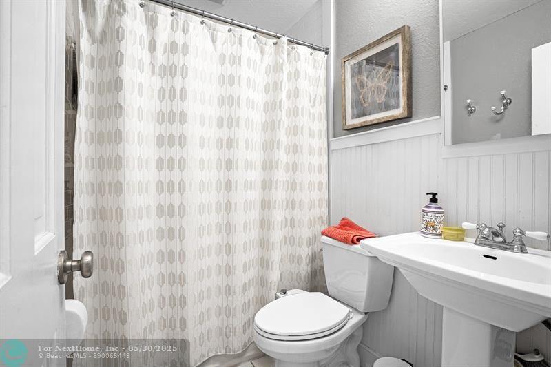 4051 NE 13th Ave 66-3, Oakland Park, FL 33334