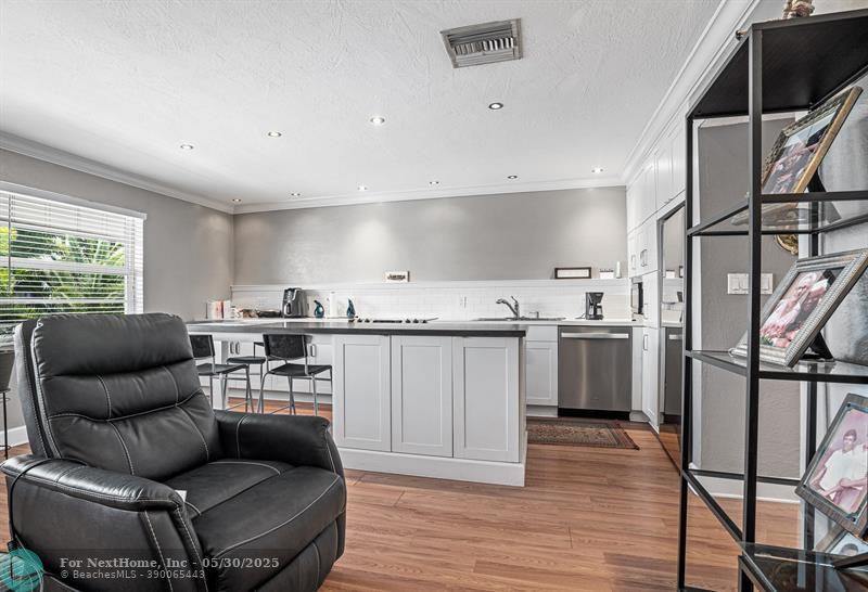 4051 NE 13th Ave 66-3, Oakland Park, FL 33334