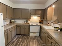 305 North 10th Street, Hartshorne, OK 74547