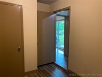 305 North 10th Street, Hartshorne, OK 74547